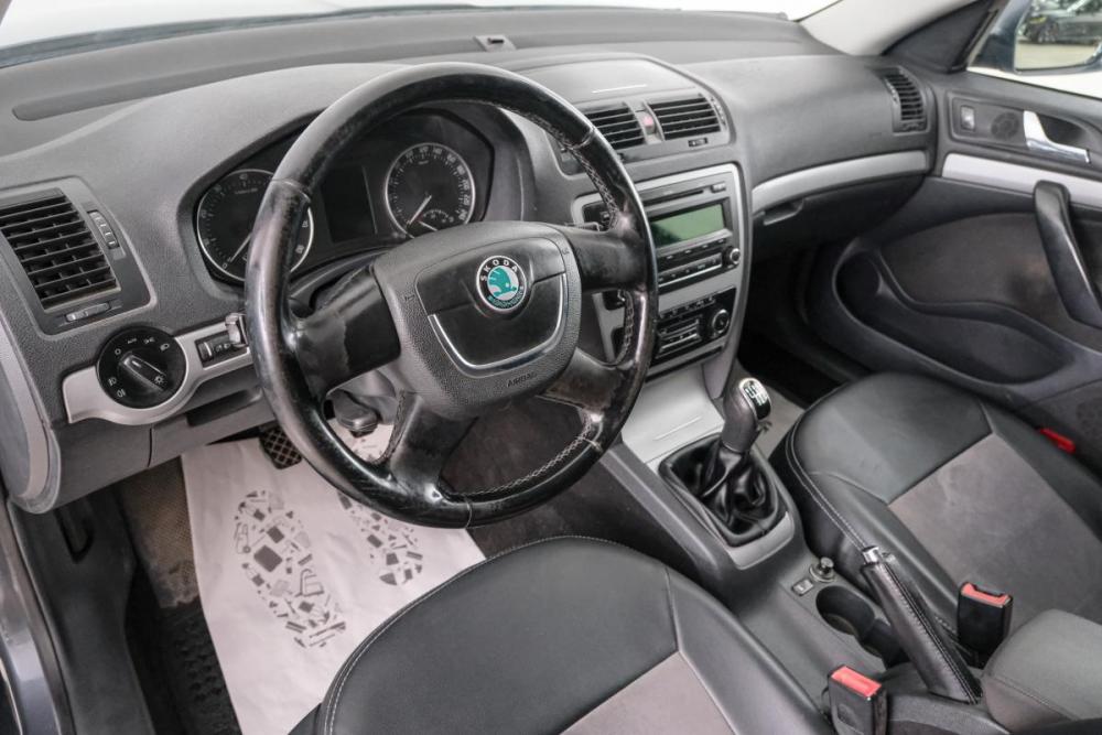 Skoda Octavia II (A5) Рестайлинг Красноярск  - изображение 9