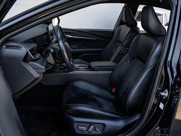 Toyota Camry IX (XV80) China Market с пробегом 2024 года, цена 3 500 000 рублей, 50021 км, седан, Автокод Объявления