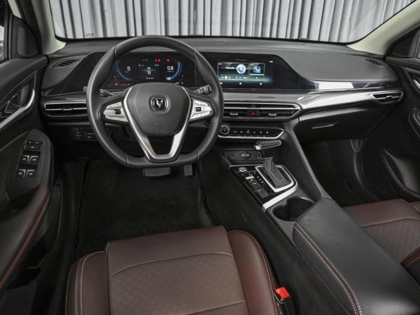 Changan Eado Plus с пробегом 2023 года, цена 1 684 000 рублей, 19107 км, седан, Автокод Объявления