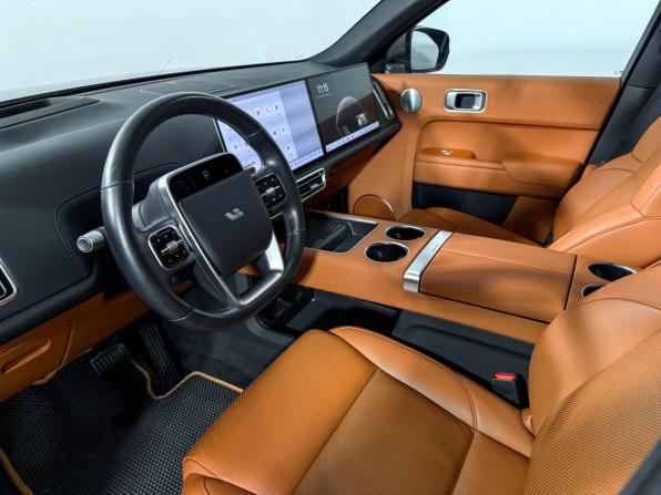 Li Auto (Lixiang) L9 I с пробегом 2023 года, цена 6 390 000 рублей, 42447 км, внедорожник, Автокод Объявления