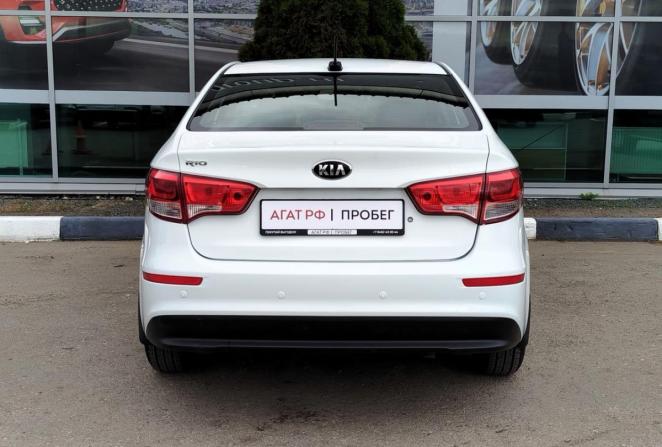 Kia Rio III Рестайлинг с пробегом 2016 года, цена 1 247 000 рублей, 98212 км, седан, Автокод Объявления