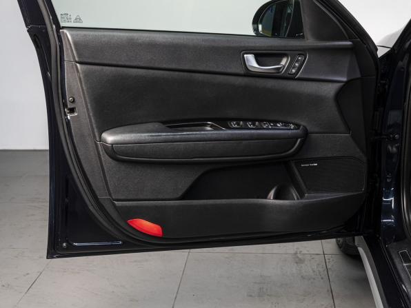 Kia Optima IV Рестайлинг с пробегом 2020 года, цена 2 359 000 рублей, 121957 км, седан, Автокод Объявления