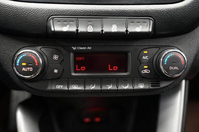 Kia Ceed II с пробегом 2014 года, цена 1 194 000 рублей, 210000 км, универсал, Автокод Объявления