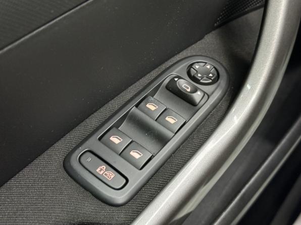 Peugeot 308 I Рестайлинг с пробегом 2012 года, цена 595 000 рублей, 129138 км, хэтчбек, Автокод Объявления