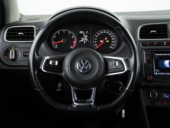 Volkswagen Polo V Рестайлинг с пробегом 2020 года, цена 1 499 077 рублей, 122129 км, седан, Автокод Объявления