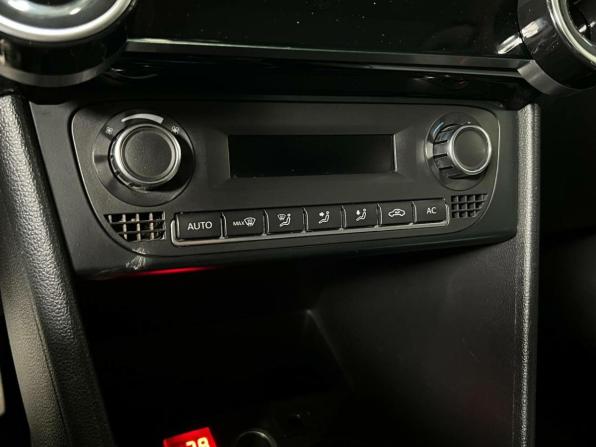 Volkswagen Polo V с пробегом 2012 года, цена 685 000 рублей, 176232 км, седан, Автокод Объявления