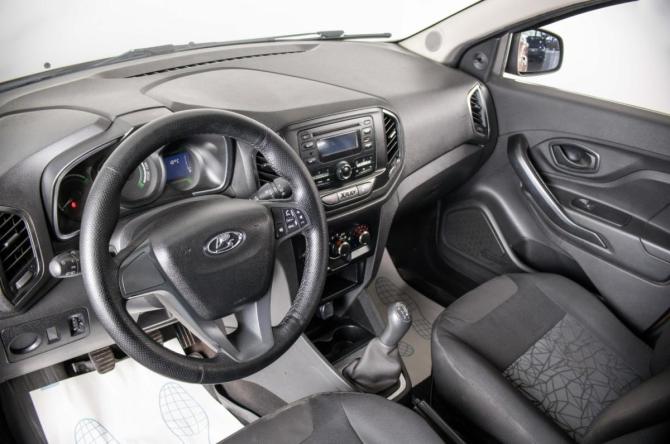 Lada (ВАЗ) XRAY I с пробегом 2017 года, цена 769 000 рублей, 176235 км, хэтчбек, Автокод Объявления