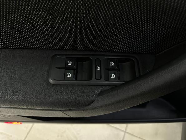 Skoda Yeti I с пробегом 2012 года, цена 1 570 000 рублей, 53425 км, внедорожник, Автокод Объявления