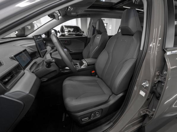 Toyota RAV4 VI (XA60) с пробегом 2026 года, цена 4 500 000 рублей, 30 км, внедорожник, Автокод Объявления