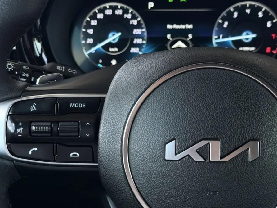 Kia K5 III Волгоград  - изображение 9