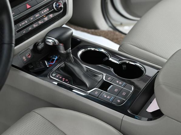 Kia Carnival III с пробегом 2018 года, цена 1 649 000 рублей, 81810 км, минивэн, Автокод Объявления