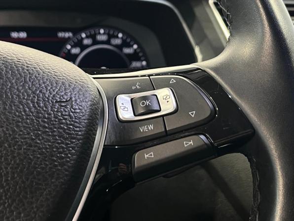 Volkswagen Tiguan II с пробегом 2018 года, цена 2 880 000 рублей, 113000 км, внедорожник, Автокод Объявления