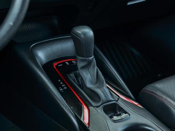 Toyota Levin XII (E210) с пробегом 2020 года, цена 2 080 000 рублей, 47916 км, седан, Автокод Объявления
