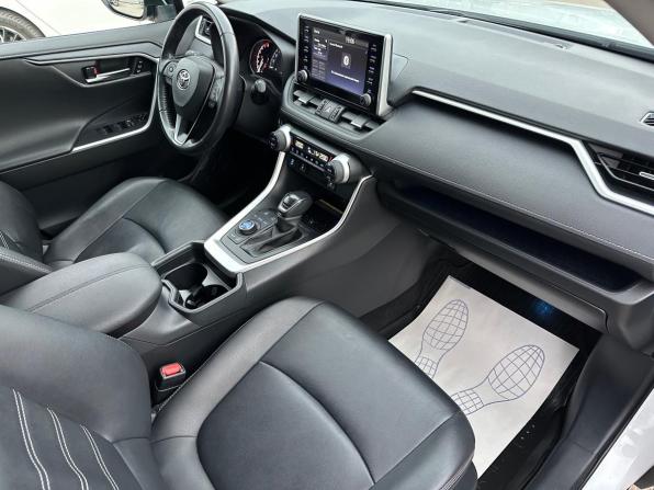 Toyota RAV4 V (XA50) с пробегом 2021 года, цена 3 760 000 рублей, 38090 км, внедорожник, Автокод Объявления