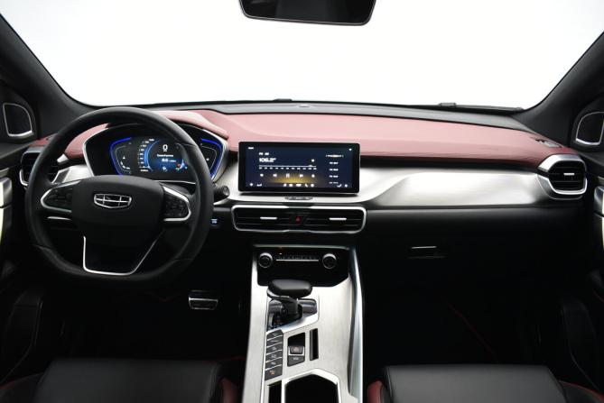 Geely Coolray I с пробегом 2023 года, цена 1 810 000 рублей, 61443 км, внедорожник, Автокод Объявления
