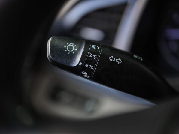 Hyundai Elantra VI (AD) с пробегом 2016 года, цена 1 239 000 рублей, 126000 км, седан, Автокод Объявления