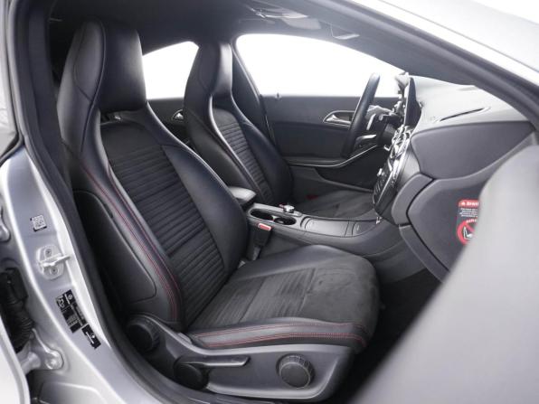 Mercedes-Benz CLA I (C117 X117) с пробегом 2015 года, цена 1 899 055 рублей, 93782 км, седан, Автокод Объявления