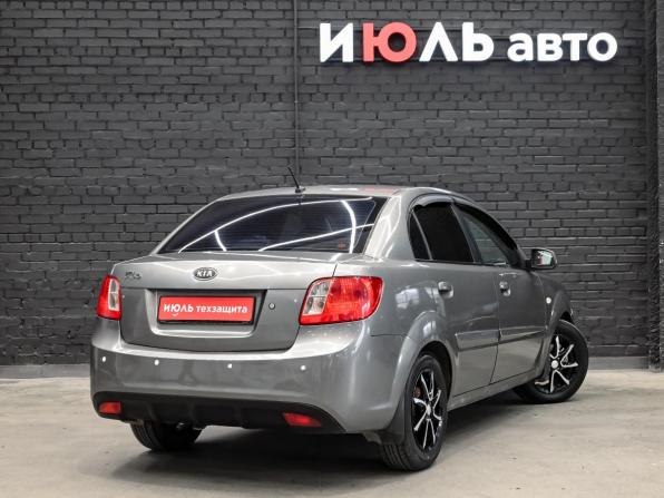 Kia Rio II Рестайлинг с пробегом 2010 года, цена 450 000 рублей, 243129 км, седан, Автокод Объявления