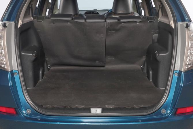 Honda Fit Shuttle I Рестайлинг с пробегом 2012 года, цена 999 000 рублей, 205000 км, универсал, Автокод Объявления