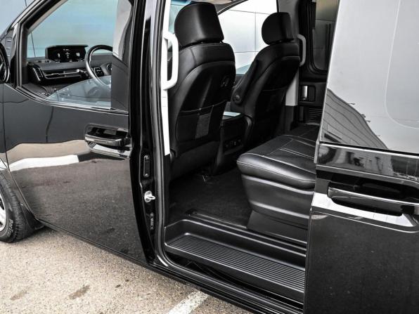 Hyundai Staria I с пробегом 2021 года, цена 5 199 000 рублей, 28540 км, минивэн, Автокод Объявления