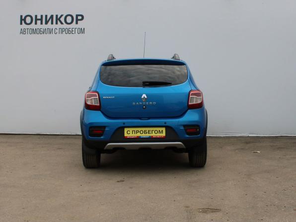 Renault Sandero II с пробегом 2017 года, цена 619 000 рублей, 240509 км, хэтчбек, Автокод Объявления