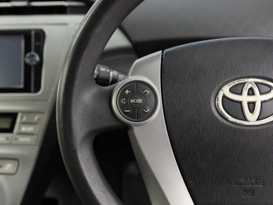 Toyota Prius III Рестайлинг (XW30) Новосибирск  - изображение 12