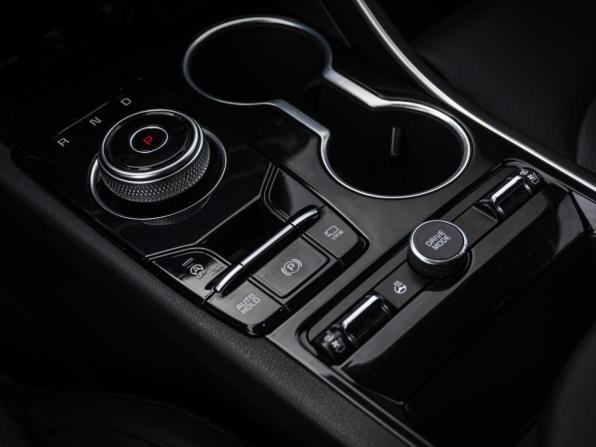 Kia K5 III с пробегом 2019 года, цена 2 448 000 рублей, 93890 км, седан, Автокод Объявления