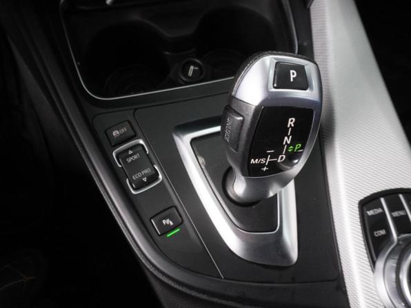 BMW 3 серии VI (F3x) Рестайлинг с пробегом 2016 года, цена 2 359 000 рублей, 167449 км, седан, Автокод Объявления