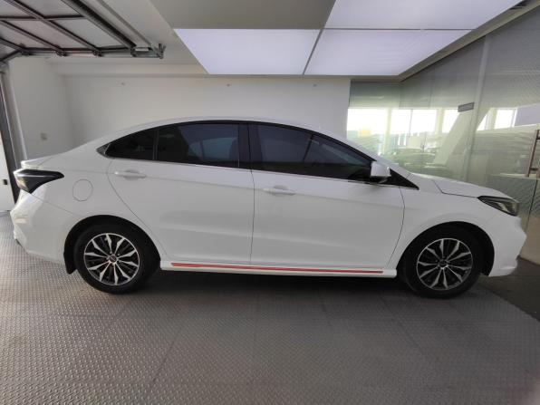 Omoda S5 с пробегом 2023 года, цена 1 250 000 рублей, 40000 км, седан, Автокод Объявления