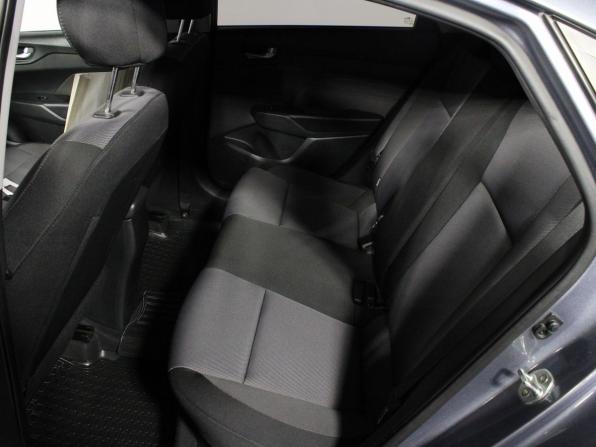 Hyundai Solaris II с пробегом 2017 года, цена 1 297 000 рублей, 85065 км, седан, Автокод Объявления