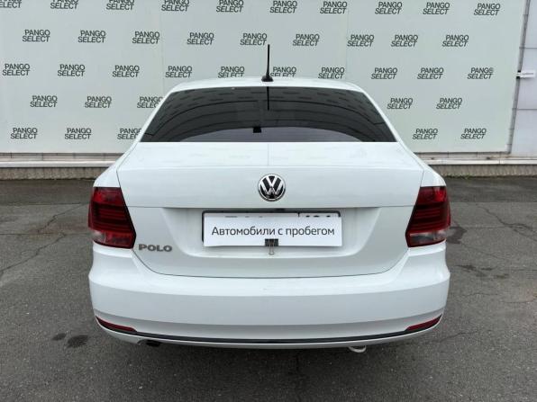 Volkswagen Polo V Рестайлинг с пробегом 2018 года, цена 990 000 рублей, 158000 км, седан, Автокод Объявления
