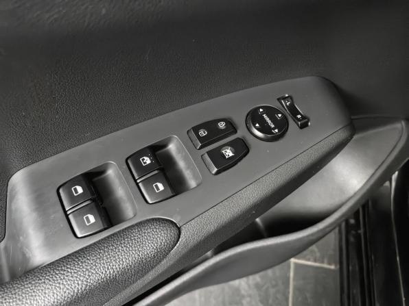 Hyundai Solaris II Рестайлинг с пробегом 2021 года, цена 1 535 000 рублей, 100928 км, седан, Автокод Объявления