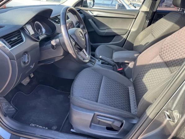 Skoda Octavia III (A7) Рестайлинг с пробегом 2018 года, цена 1 827 500 рублей, 164331 км, лифтбек, Автокод Объявления