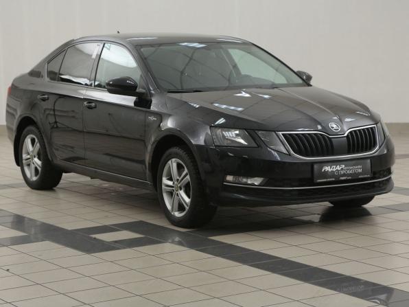 Skoda Octavia III (A7) Рестайлинг с пробегом 2019 года, цена 1 515 000 рублей, 213500 км, лифтбек, Автокод Объявления