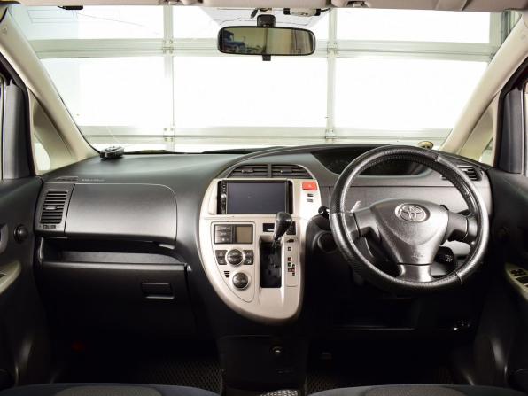 Toyota Ractis I с пробегом 2008 года, цена 629 995 рублей, 176247 км, хэтчбек, Автокод Объявления