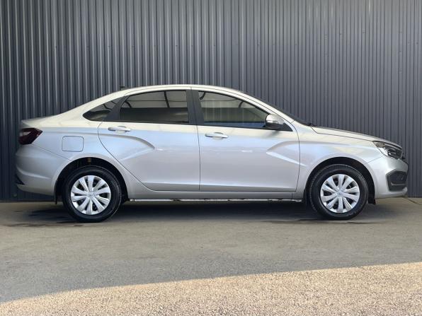 Lada (ВАЗ) Vesta I Рестайлинг (NG) с пробегом 2024 года, цена 1 297 000 рублей, 15789 км, седан, Автокод Объявления