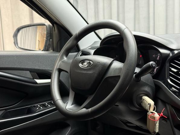 Lada (ВАЗ) Vesta I с пробегом 2017 года, цена 769 000 рублей, 105000 км, седан, Автокод Объявления