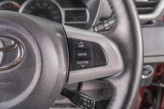Toyota Tank I с пробегом 2019 года, цена 1 329 000 рублей, 98100 км, микровэн, Автокод Объявления