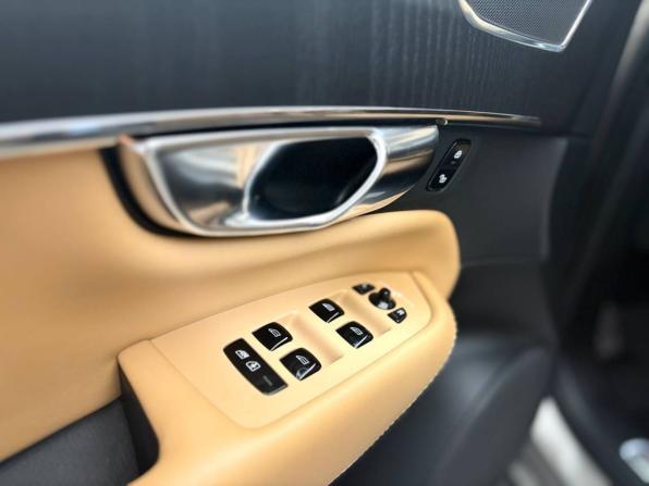 Volvo XC90 II Рестайлинг 1 с пробегом 2021 года, цена 3 950 000 рублей, 153348 км, внедорожник, Автокод Объявления