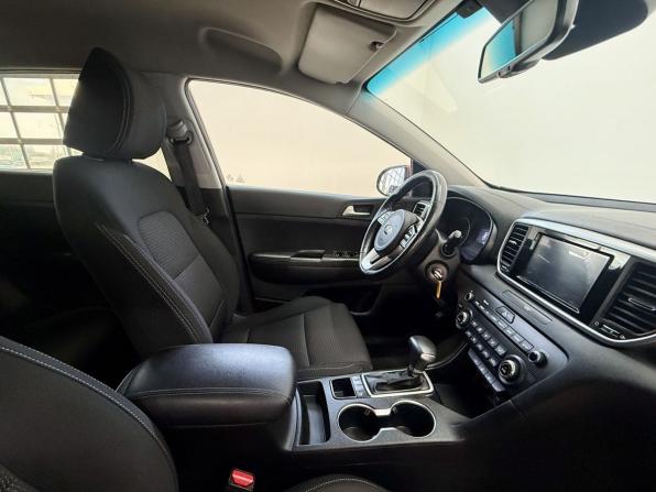 Kia Sportage IV с пробегом 2018 года, цена 1 870 000 рублей, 173289 км, внедорожник, Автокод Объявления