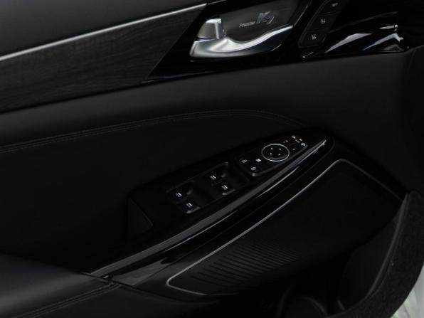 Kia K7 YG (II) Рестайлинг с пробегом 2019 года, цена 3 498 999 рублей, 68118 км, седан, Автокод Объявления