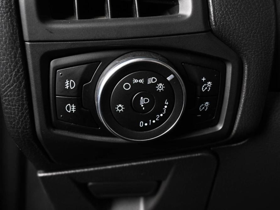 Ford Focus III Рестайлинг Ростов-на-Дону  - изображение 16