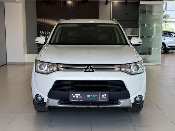Mitsubishi Outlander III Рестайлинг с пробегом 2014 года, цена 1 297 000 рублей, 231387 км, внедорожник, Автокод Объявления