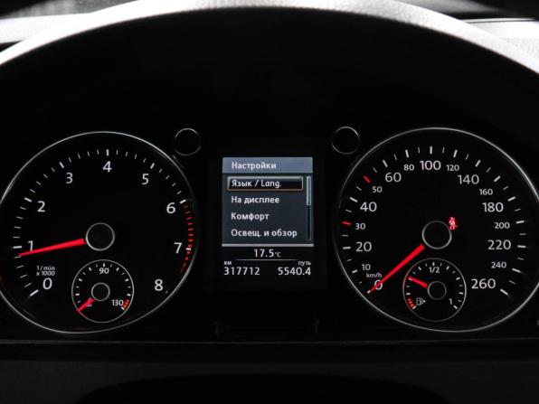 Volkswagen Passat B7 с пробегом 2012 года, цена 897 000 рублей, 317709 км, универсал, Автокод Объявления