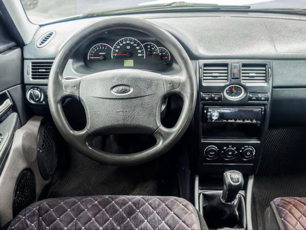 Lada (ВАЗ) Priora I с пробегом 2011 года, цена 459 900 рублей, 244000 км, хэтчбек, Автокод Объявления