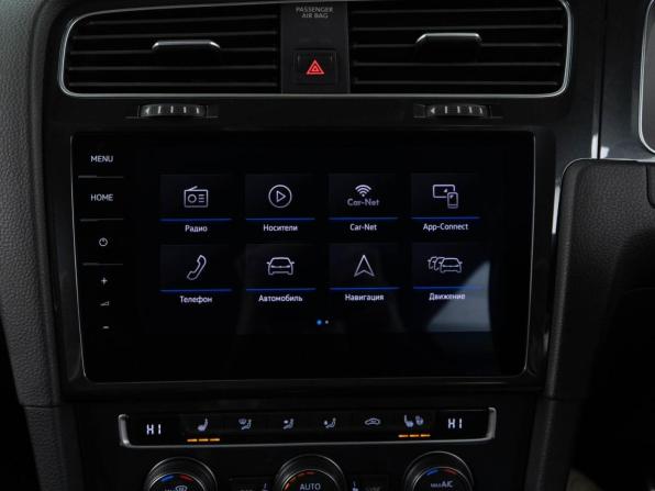 Volkswagen Golf VII Рестайлинг с пробегом 2019 года, цена 2 399 046 рублей, 103058 км, универсал, Автокод Объявления