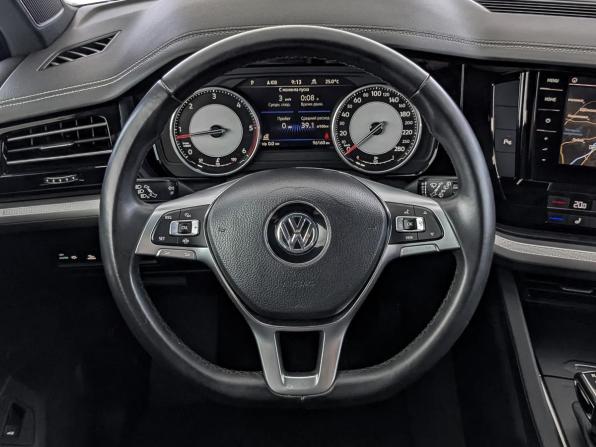 Volkswagen Touareg III с пробегом 2018 года, цена 5 217 500 рублей, 96155 км, внедорожник, Автокод Объявления
