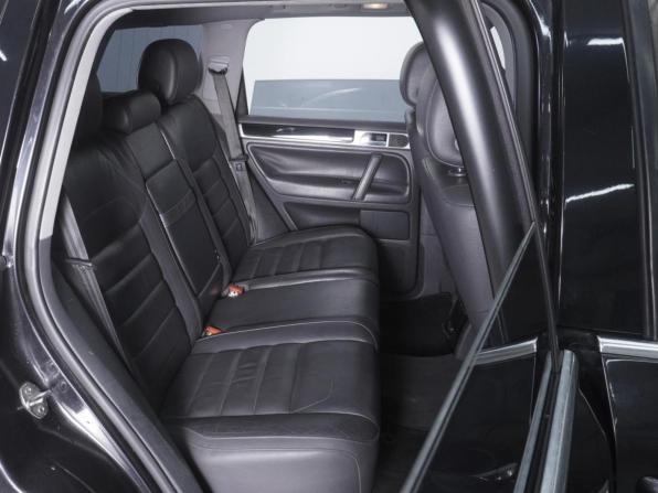 Volkswagen Touareg I Рестайлинг с пробегом 2006 года, цена 790 000 рублей, 244871 км, внедорожник, Автокод Объявления