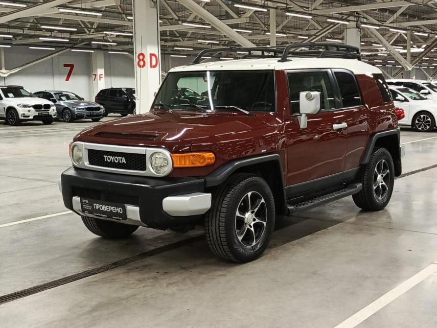 Toyota FJ Cruiser Казань  - изображение 1