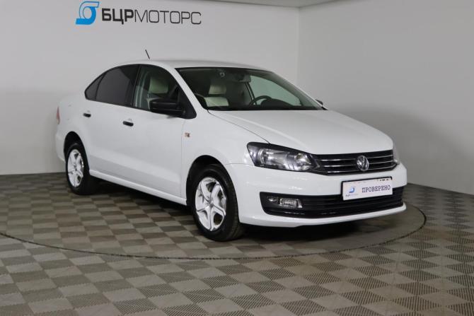 Volkswagen Polo V Рестайлинг с пробегом 2019 года, цена 989 990 рублей, 75584 км, седан, Автокод Объявления